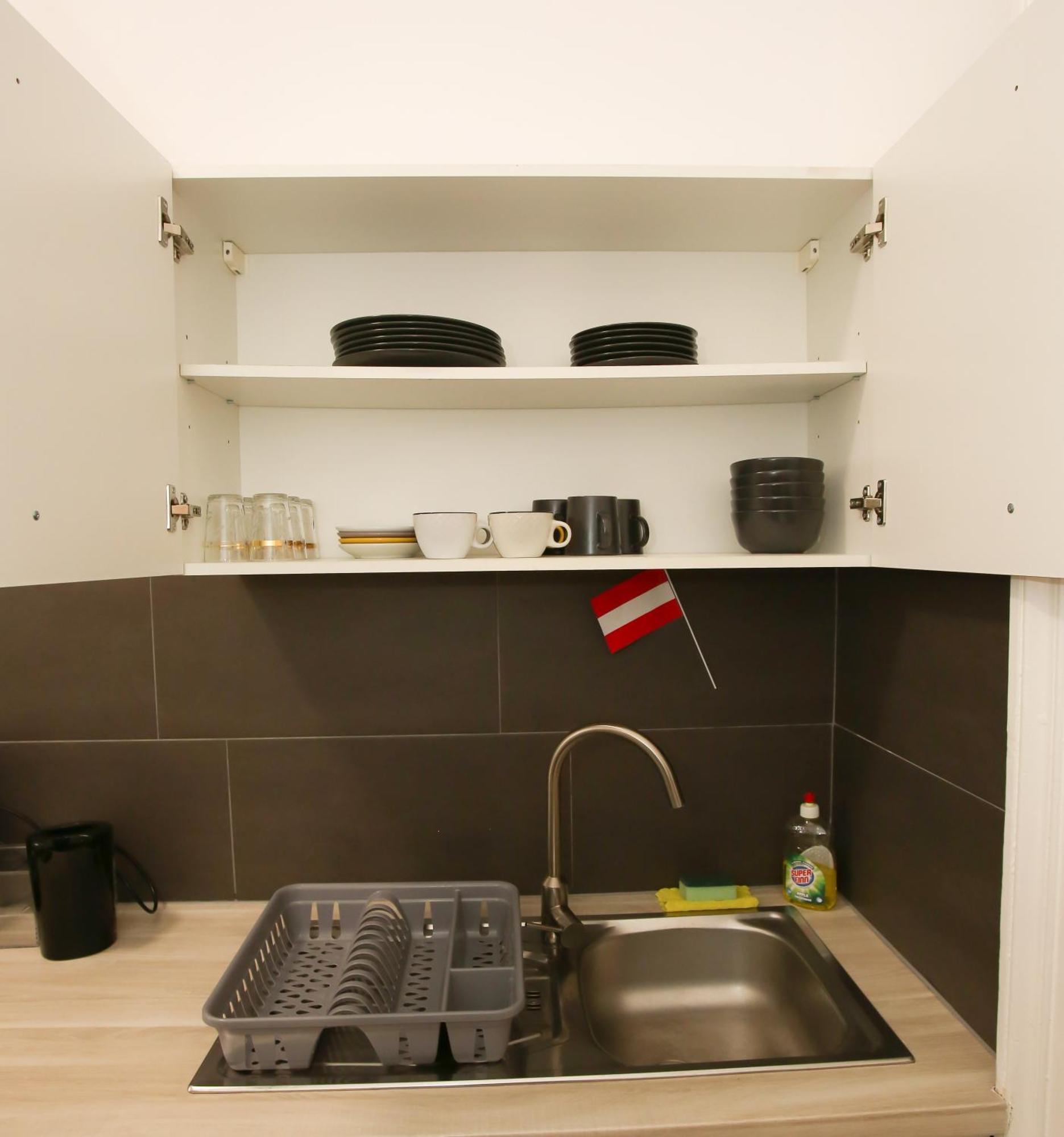 Downtown Bliss Modern Retreat With Free Parking And Fast Internet 600 Mbits Daire Viyana Dış mekan fotoğraf