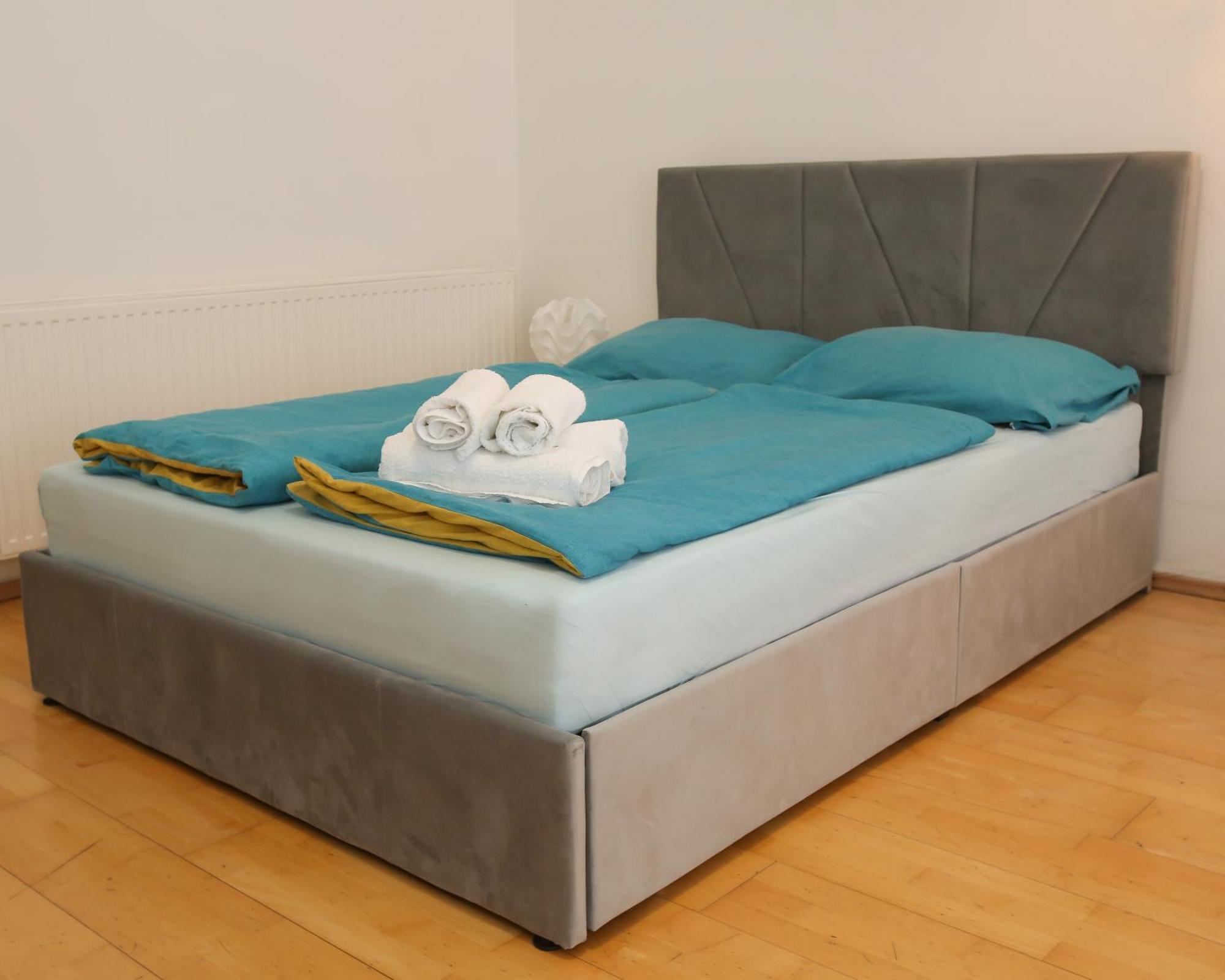 Downtown Bliss Modern Retreat With Free Parking And Fast Internet 600 Mbits Daire Viyana Dış mekan fotoğraf